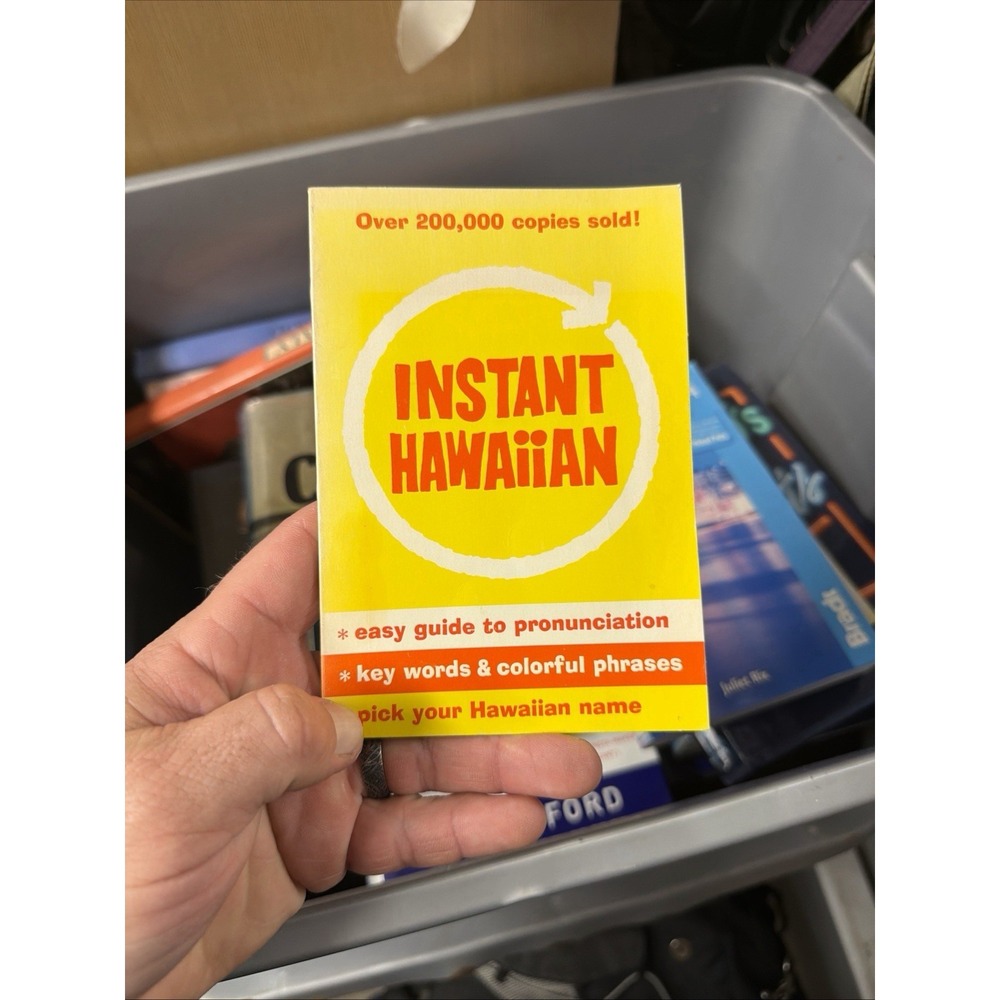 Vintage Instant Hawaiian Phrase Book 1990 Waikiki Beach College Language Guide